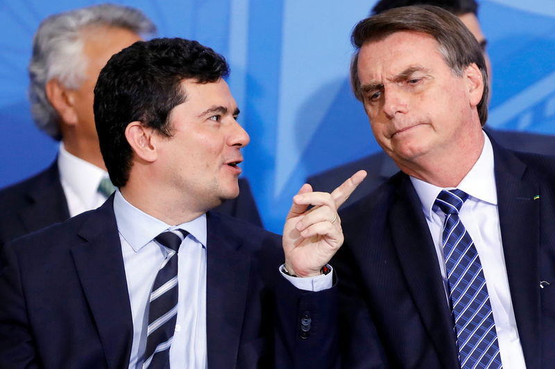 Moro supera aprovação de Bolsonaro em 25 pontos e tem 54% de ótimo/bom, diz Datafolha