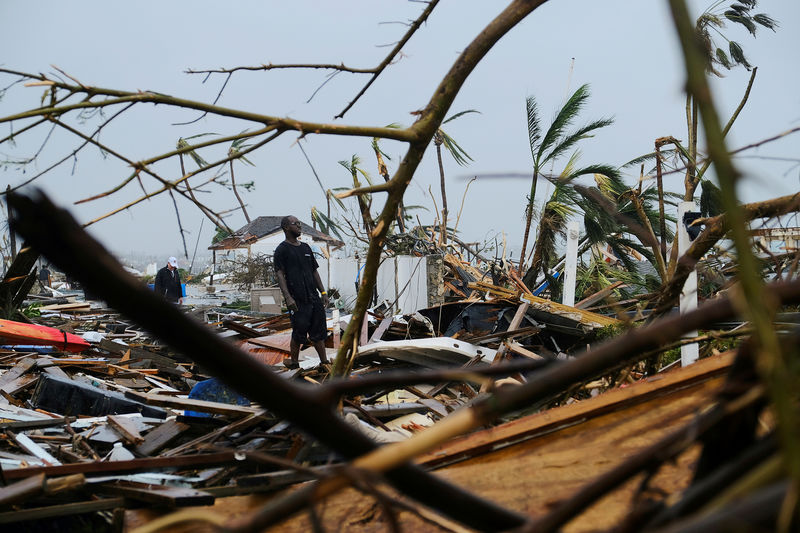 &quot;Não sobrou nada, só corpos&quot;: Bahamas sofrem após passagem devastadora do Dorian