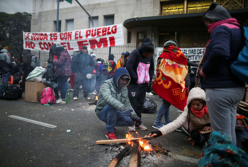 Venezuelanos na Argentina vivem &quot;déjà vu&quot; diante de nova crise