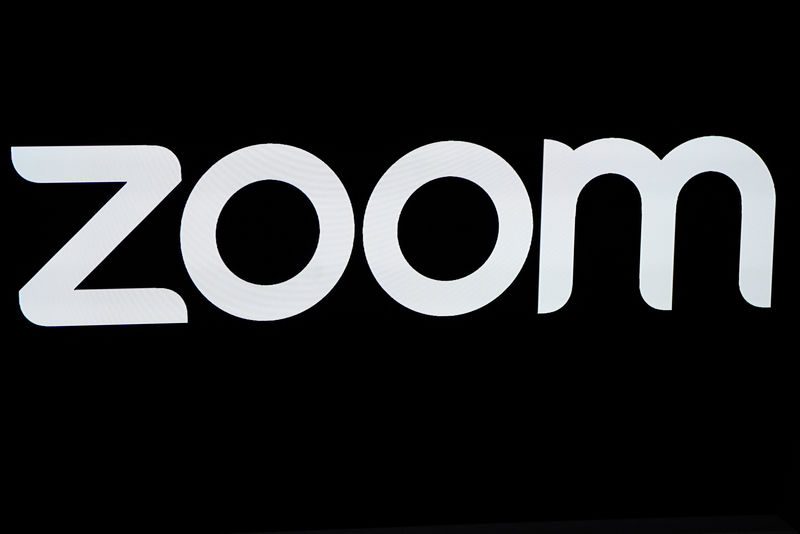 © Reuters. The Zoom Video Communications logo is pictured at the NASDAQ MarketSite in New York
