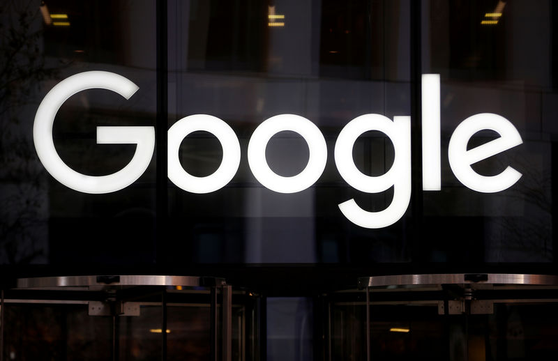 © Reuters. The Google logo is pictured at the entrance to the Google offices in London