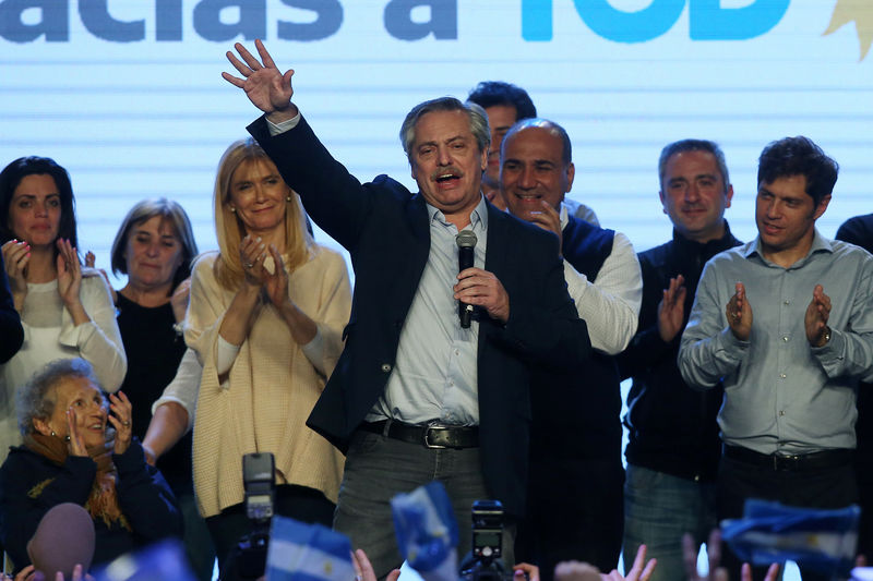 Argentina pollsters emerge after primary fail, forecast huge win for Fernandez