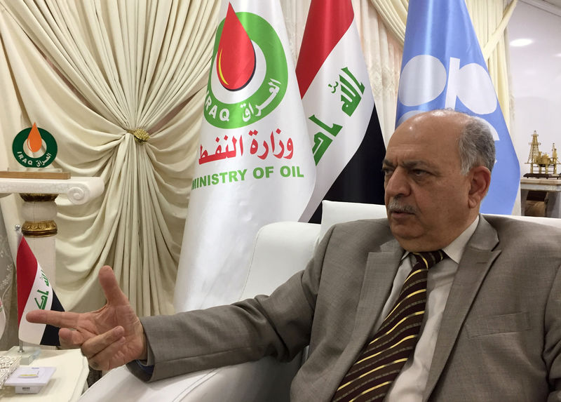 Страны ОПЕК+ обсудят в четверг расширение ограничений на добычу нефти -- министр нефти Ирака