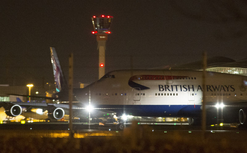 Ativistas contra mudança climática planejam interromper voos em Heathrow com drones na sexta-feira