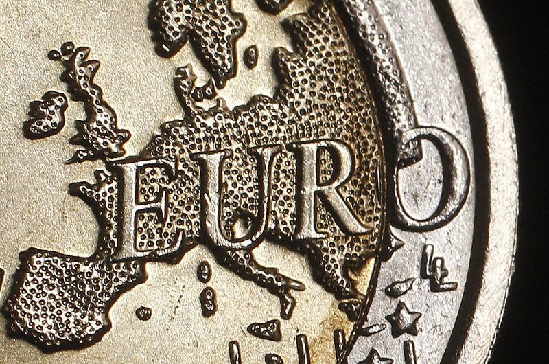 Forex, Euro in rialzo, mercato pensa che Bce abbia finito con stimoli