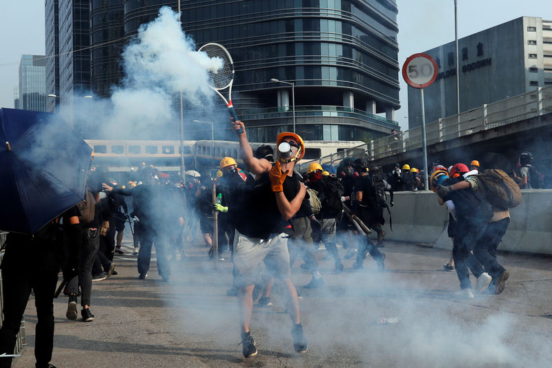 Organizadores adiam evento de tênis feminino em Hong Kong devido a protestos