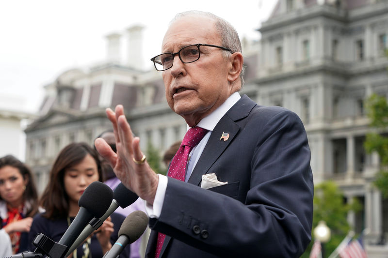 © Reuters. Director of the National Economic Council Larry Kudlow speaks to the media at the White House in Washington