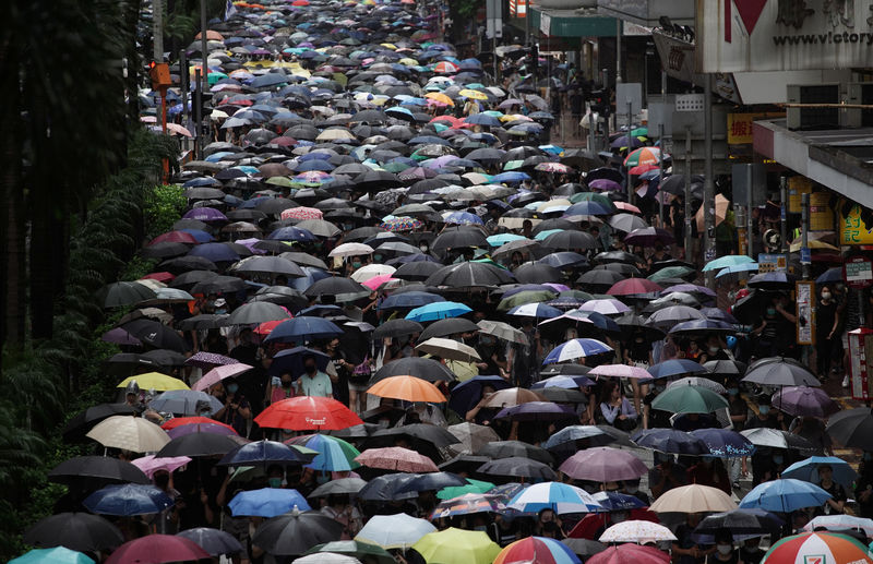 © Reuters. Anti-government protesters attend a demonstration in Wan Chai district, in Hong Kong