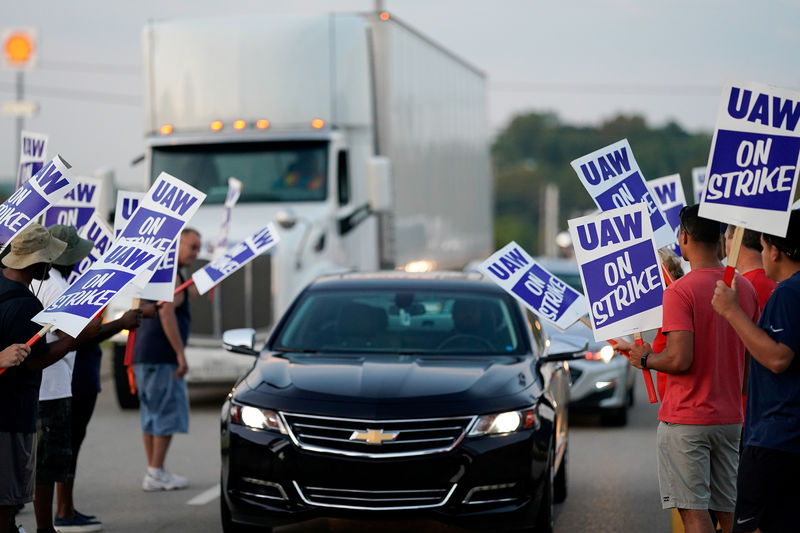 Las negociaciones entre General Motors y sus trabajadores dan un giro negativo