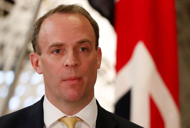 © Reuters. FILE PHOTO: British Foreign Secretary Dominic Raab attends their joint news conference with Japanese Foreign Minister Toshimitsu Motegi after their meeting in Tokyo, Japan