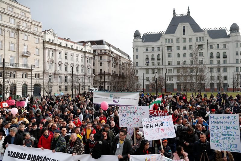 Marchas en Hungría contra la política antirromaní del presidente Viktor Orbán