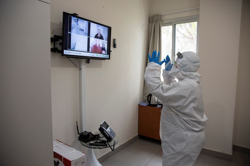イスラエル、イタリアからの帰国男性が新型ウイルスに感染