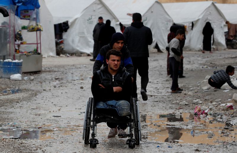مسؤول تركي: تركيا لن تمنع اللاجئين السوريين من التدفق على أوروبا