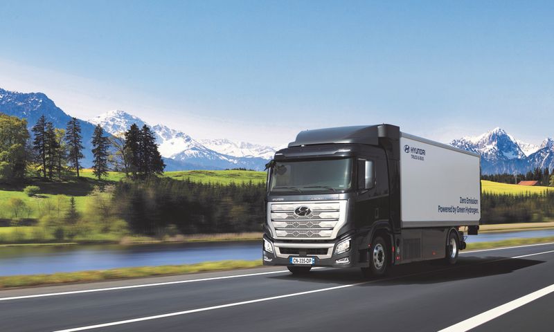 © Reuters. Company handout image of Hyundai's H2 Xcient Fuel-Cell truck