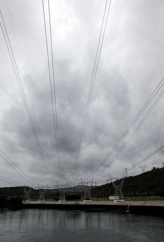 © Reuters. Panorama da usina hidrelétrica de Furnas, em São José da Barra (MG)