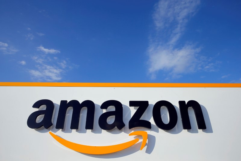 © Reuters. グーグルなど米企業が相次ぎ出張自粛、アマゾンは国内も制限