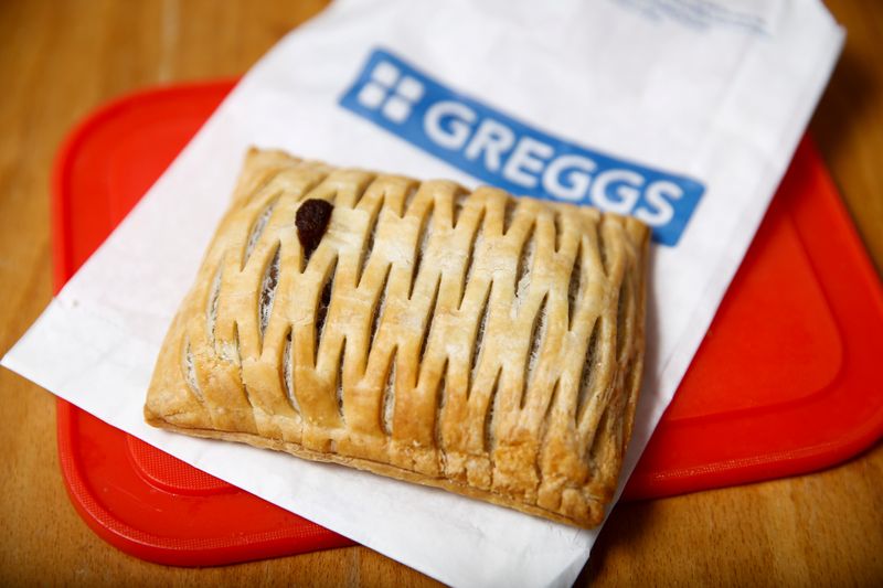 © Reuters. FILE PHOTO: A vegan steak bake bought from a Greggs shop in London
