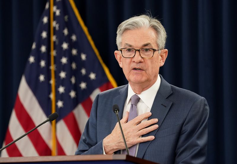 © Reuters. FOTO DE ARCHIVO: Jerome Powell, presidente de la Reserva Federal de EE. UU., Habla en Washington