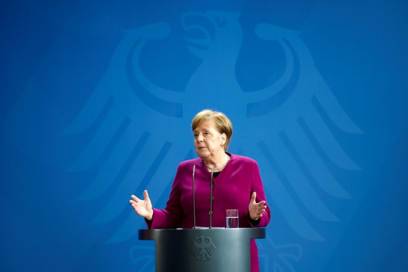 &copy; Reuters. Il cancelliere tedesco Angela Merkel durante una conferenza stampa a Berlino