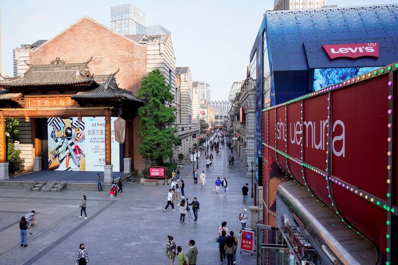 &copy; Reuters. Shopping center de Wuhan