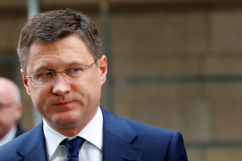 &copy; Reuters. El ministro de Energía ruso Alexander Novak llega a la sede de la OPEP en Viena, Austria