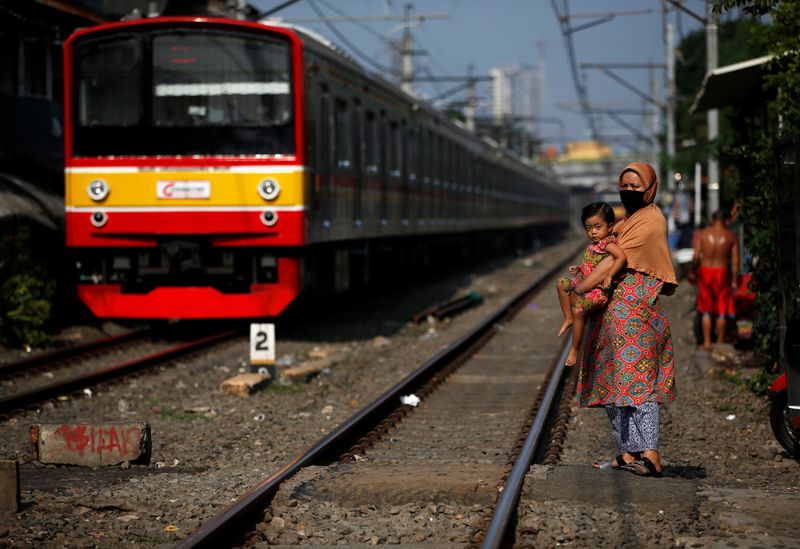 &copy; Reuters. インドネシア、交通機関の利用を制限　新型コロナ対策