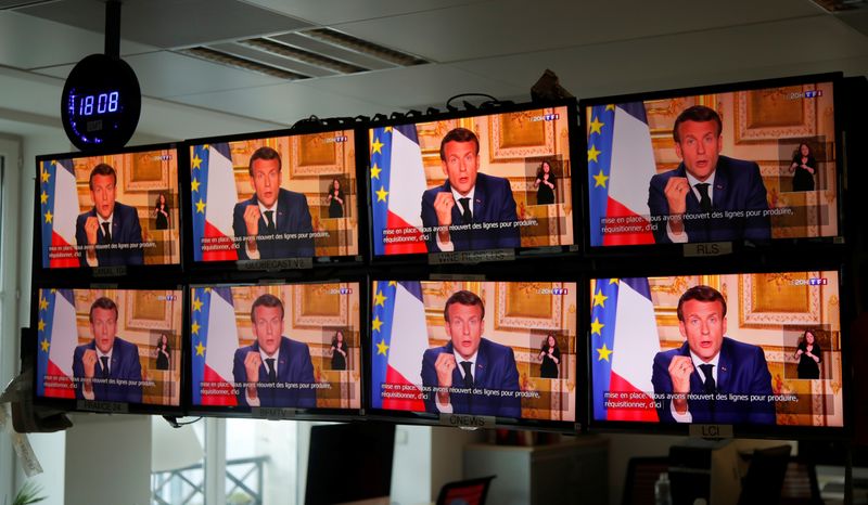 &copy; Reuters. Presidente francês, Emmanuel Macron, faz pronunciamento sobre coronavírus