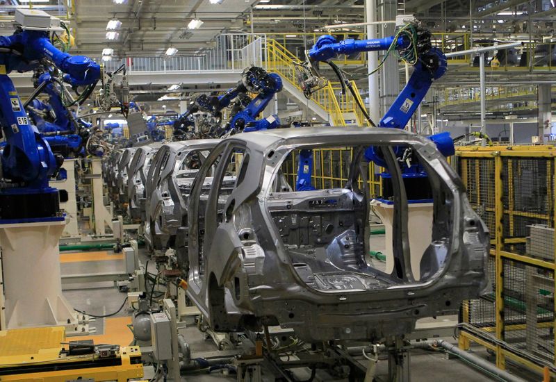 © Reuters. A production line is seen after the opening of Honda's new automobile plant in a suburb of Celaya, Guanajuato