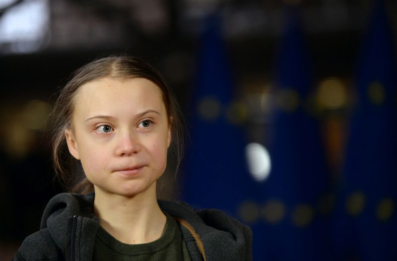 © Reuters. Swedish climate activist Greta Thunberg talks to the media before meeting with EU environment ministers in Brussels