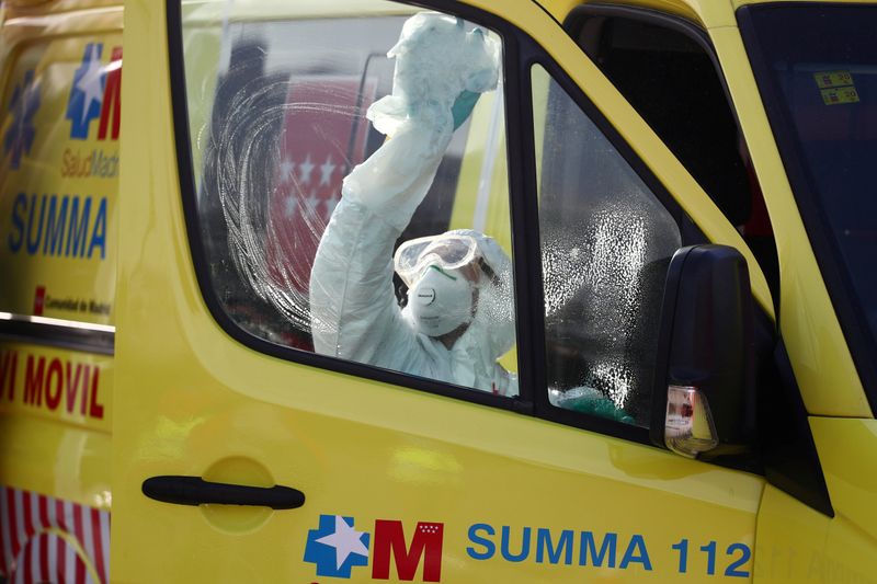 &copy; Reuters. Brote de coronavirus en Madrid