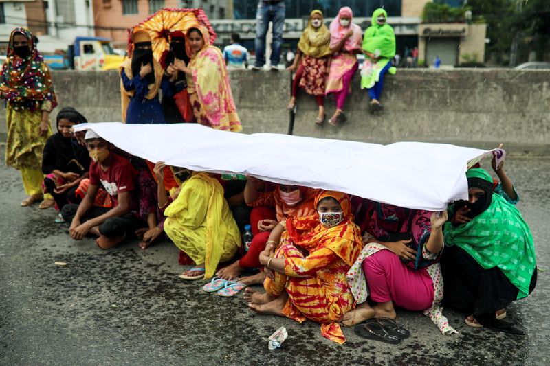&copy; Reuters. The coronavirus disease (COVID-19) outbreak in Dhaka