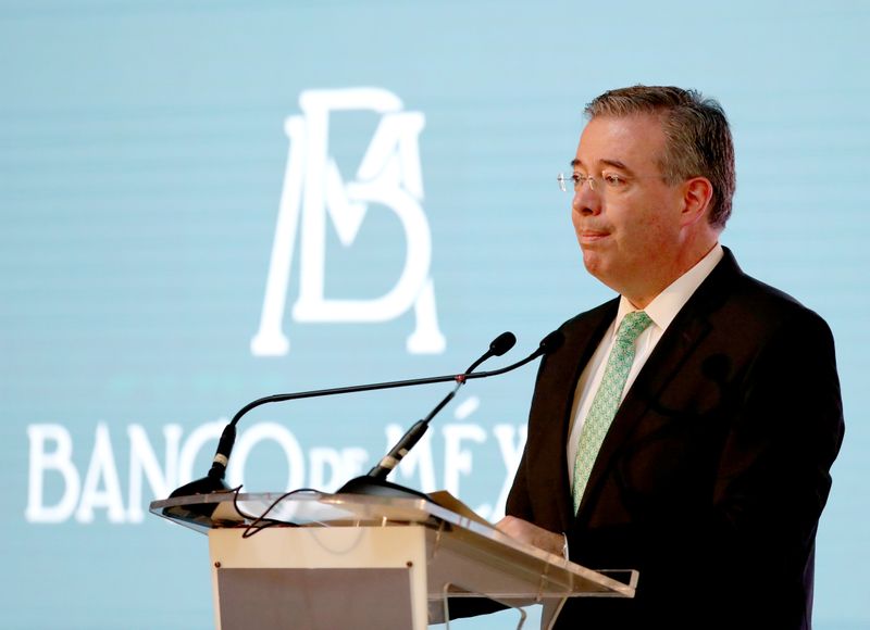 © Reuters. Presidente do banco central do México, Alejandro Diaz de León