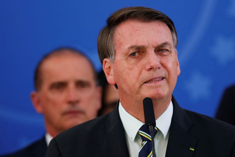 &copy; Reuters. El presidente brasileño, Jair Bolsonaro, durante una conferencia de prensa en el Palacio Planalto, en Brasilia