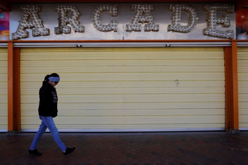 &copy; Reuters. Outbreak of the coronavirus disease (COVID-19) in Maine