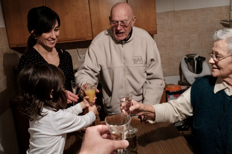 &copy; Reuters. The Wider Image: In Italy, four generations in a coronavirus lockdown