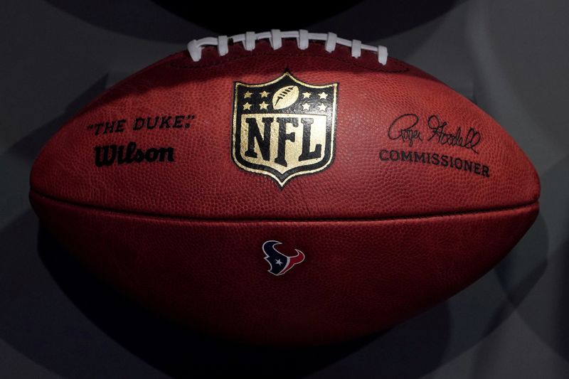 &copy; Reuters. FILE PHOTO: FILE PHOTO: The NFL logo is pictured on a football at an event in the Manhattan borough of New York City