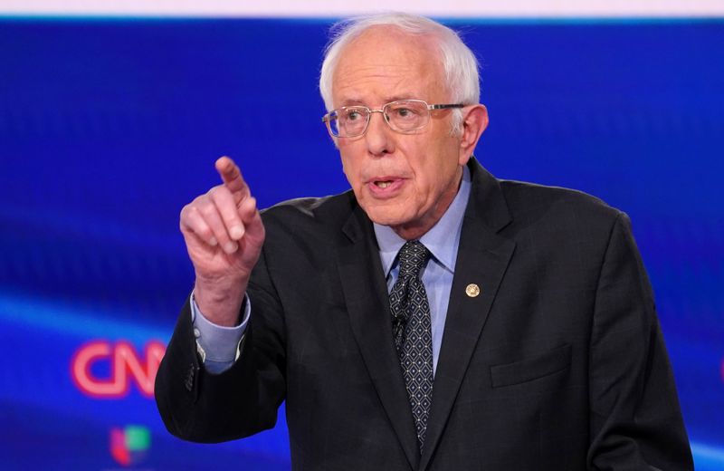 © Reuters. FILE PHOTO: Democratic U.S. presidential candidate Senator Bernie Sanders speaks at the 11th Democratic candidates debate of the 2020 U.S. presidential campaign in Washington