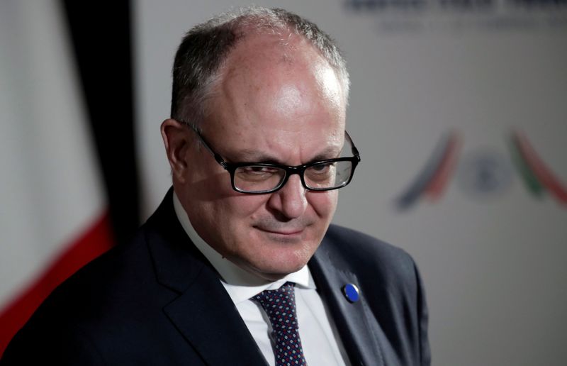 &copy; Reuters. FILE PHOTO: Italy&apos;s Minister of Finance Roberto Gualtieri attends a summit in Naples