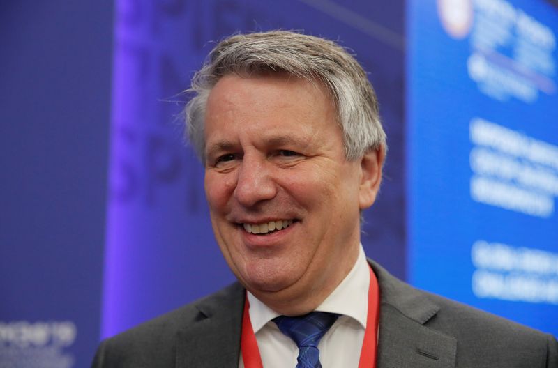 &copy; Reuters. Royal Dutch Shell CEO van Beurden attends the St. Petersburg International Economic Forum