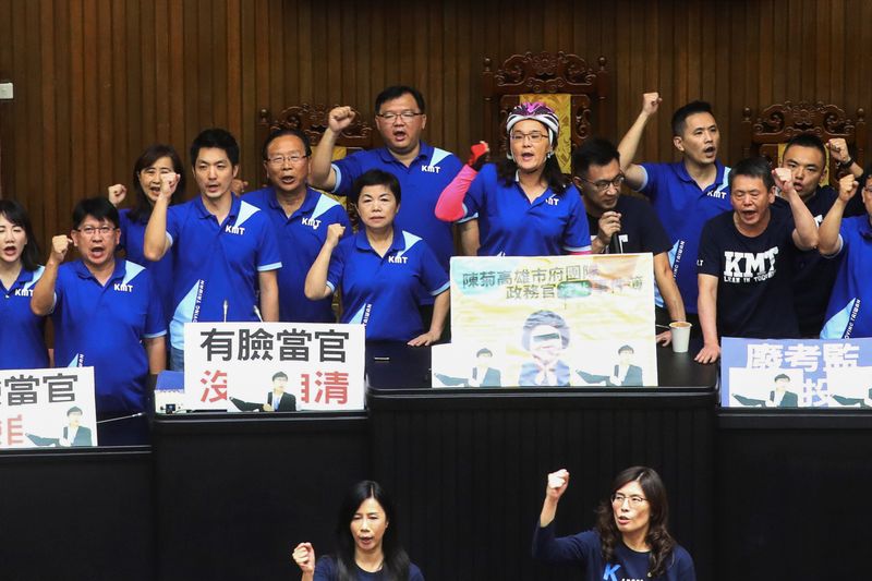 © Reuters. 台湾野党が再び議会を占拠、監察院長の指名承認公聴会を妨害