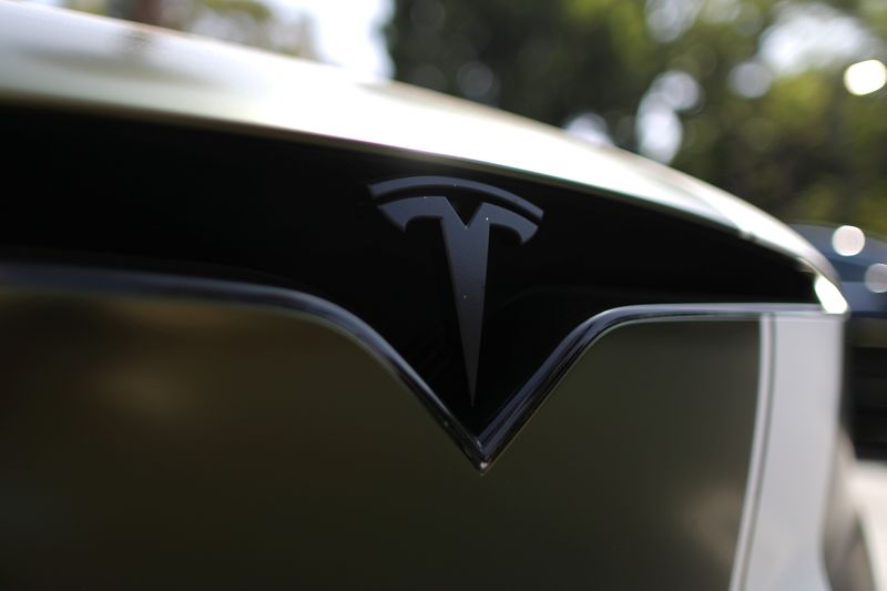 &copy; Reuters. A Tesla car is seen in Los Angeles
