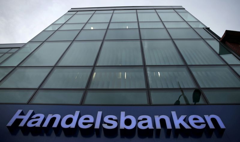 &copy; Reuters. FILE PHOTO: A branch of Handelsbanken is seen in Wilmslow