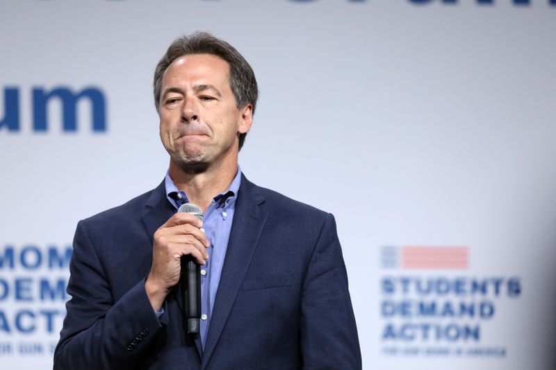 &copy; Reuters. FILE PHOTO: 2020 Democratic U.S. presidential candidate Montana Governor Steve Bullock speaks and answers audience questions during the Presidential Gun Sense Forum in Des Moines