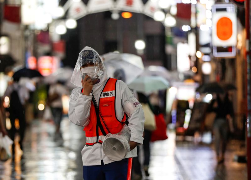 © Reuters. コロナ感染、都内で過去最多286人　東京発着は「ＧｏＴｏ」対象外