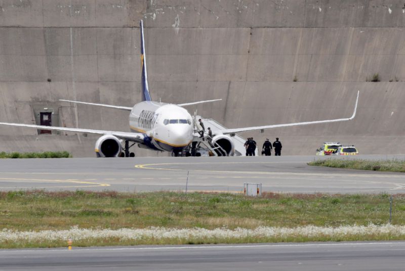 &copy; Reuters. طائرة تابعة لشركة رايان اير تهبط بسلام في أوسلو بعد تهديد كاذب بقنبلة