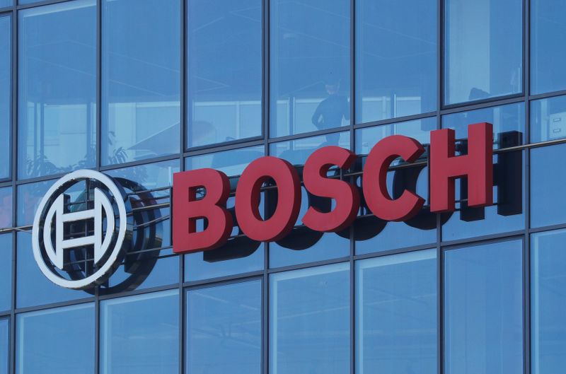 &copy; Reuters. The logo of Bosch is seen at an office building in Kyiv