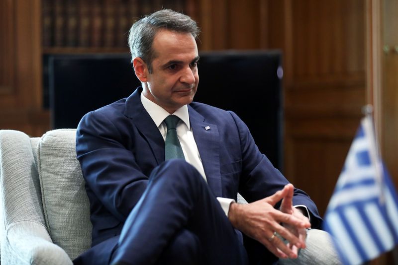 &copy; Reuters. Greek Prime Minister Mitsotakis meets with German Foreign Minister Maas at the Maximos Mansion in Athens
