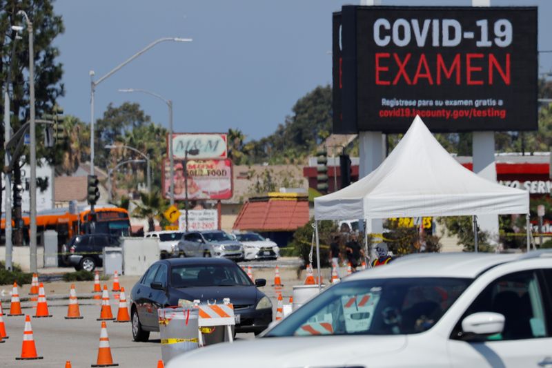Califórnia supera 400 mil casos de Covid-19 e pode passar NY como mais atingido nos EUA