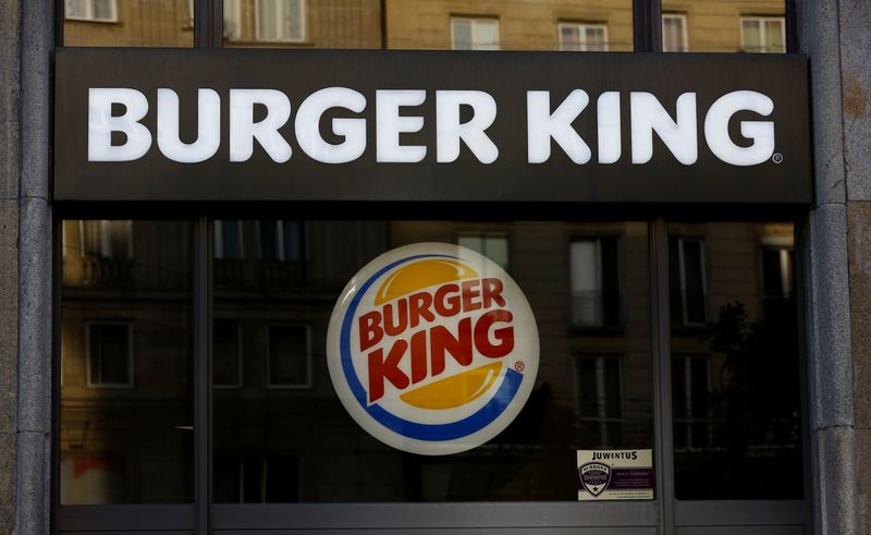 &copy; Reuters. Burger King logo is seen in a restaurant in Warsaw
