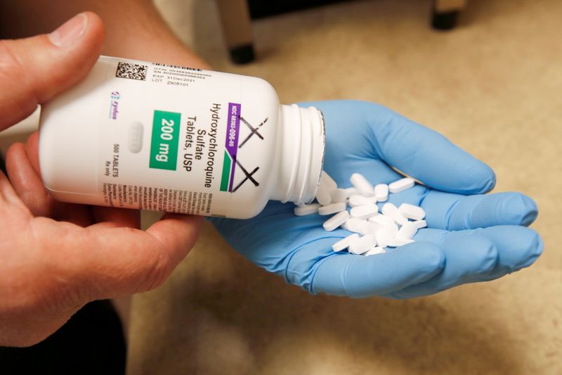 &copy; Reuters. Farmacêutico mostra comprimidos de hidroxicloroquina em Provo, no Estado de Utah, nos EUA